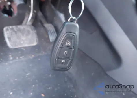 2016 Ford C-Max Hybrid Sel z USA, uszkodzony, nr VIN 1FADP5BU3GL120027